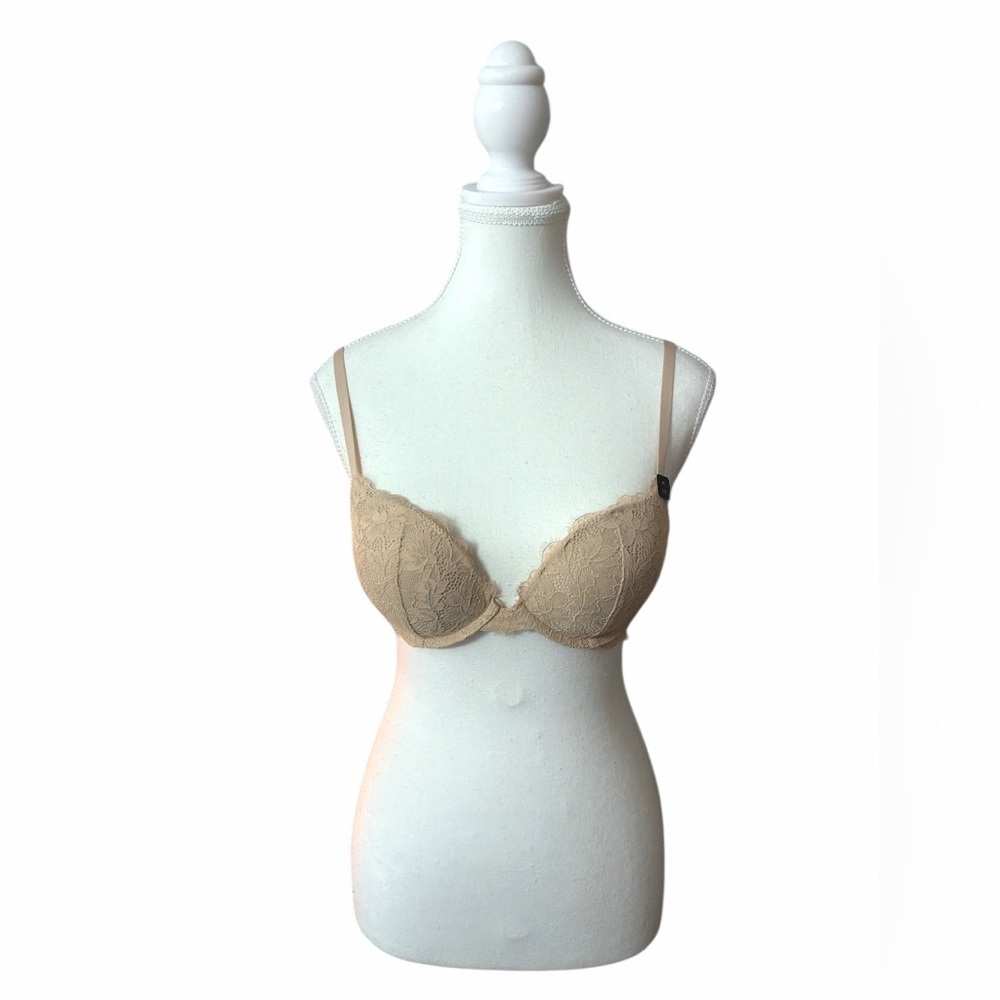 🆕La SENZA - Beyond sexy lace push up classic plunge bra